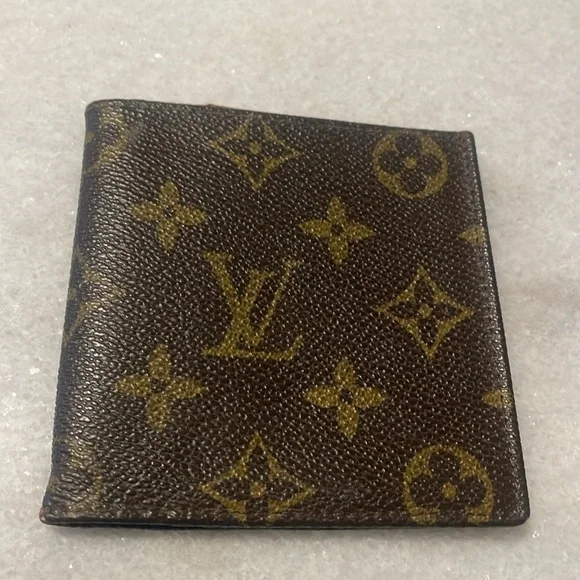 LV Monogram Wallet - Picture 12 of 12